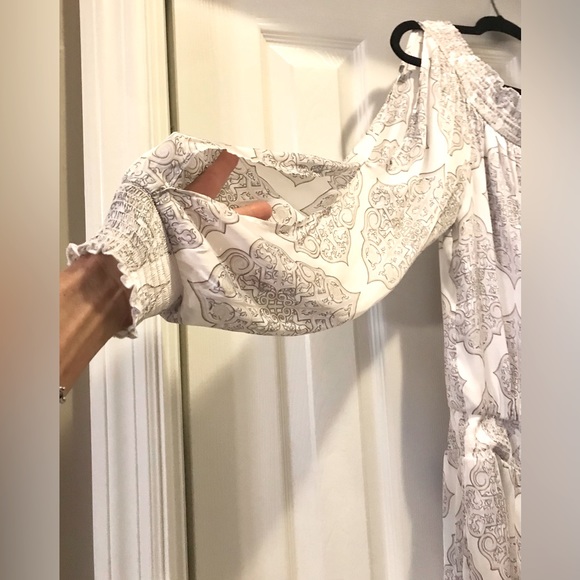 Ladies White House Black Market Dress - Picture 2 of 3